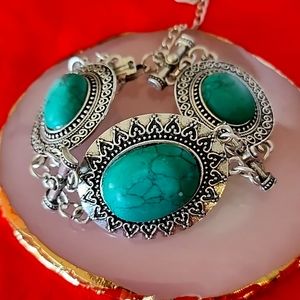 Silver/Turquoise Bracelet